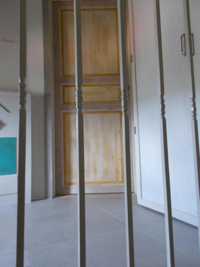 Guest House Le Arti Minori セッラヴァッレ・ピストイエーゼ エクステリア 写真