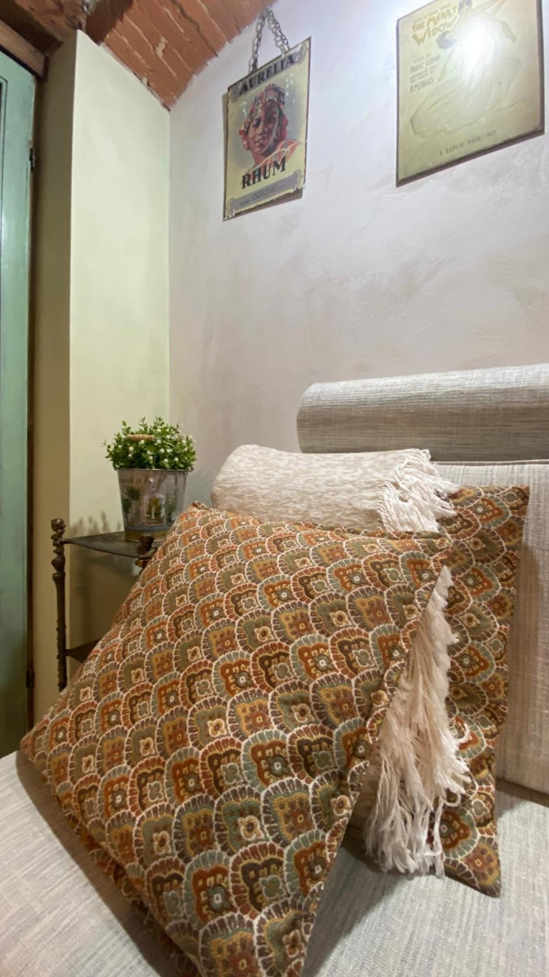 Guest House Le Arti Minori セッラヴァッレ・ピストイエーゼ エクステリア 写真