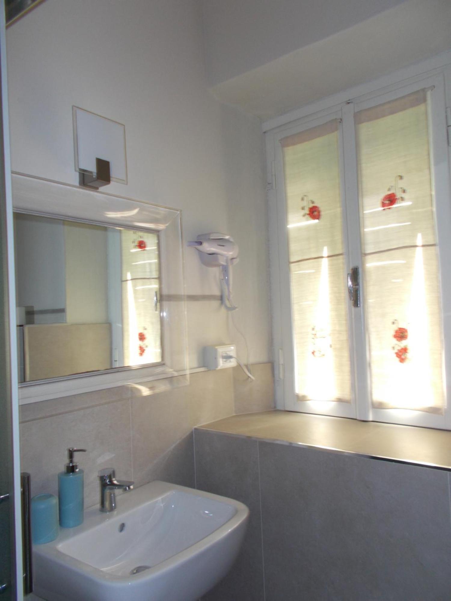 Guest House Le Arti Minori セッラヴァッレ・ピストイエーゼ エクステリア 写真